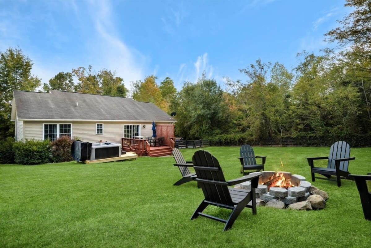 Modern Decor, Hot Tub, Fire Pit & River Access! Luray Ngoại thất bức ảnh