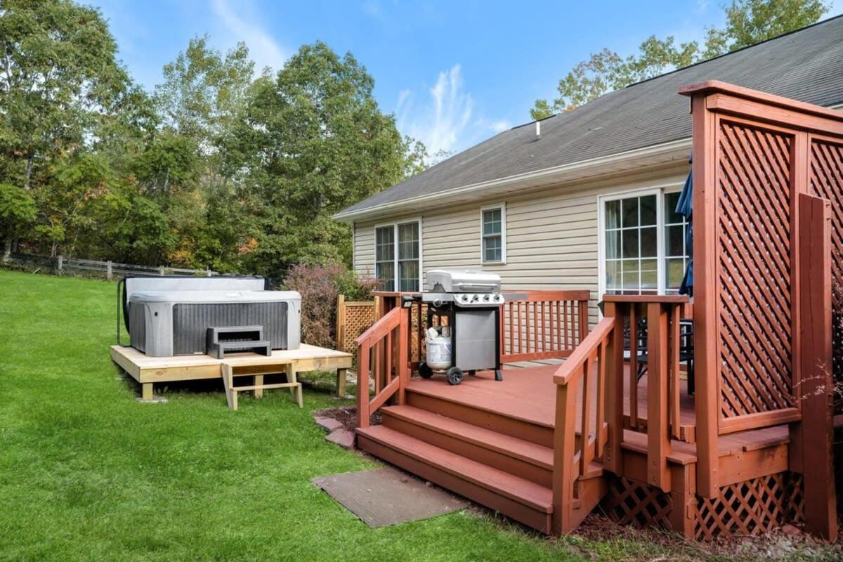 Modern Decor, Hot Tub, Fire Pit & River Access! Luray Ngoại thất bức ảnh